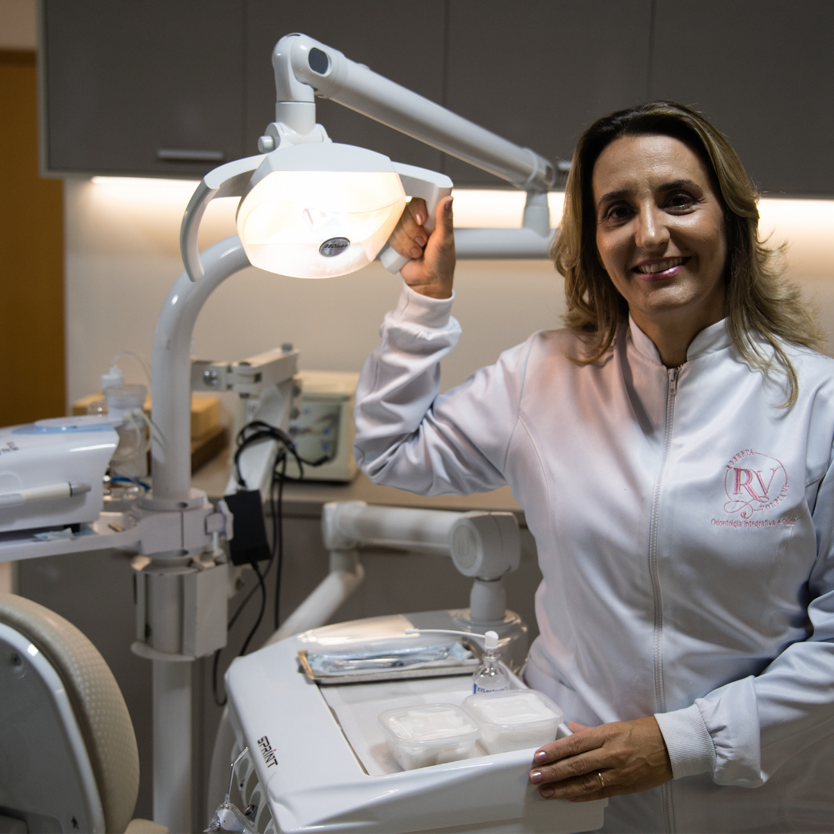 Foto 1 de Dra Roberta Volpiani | Dentista Integrativa
