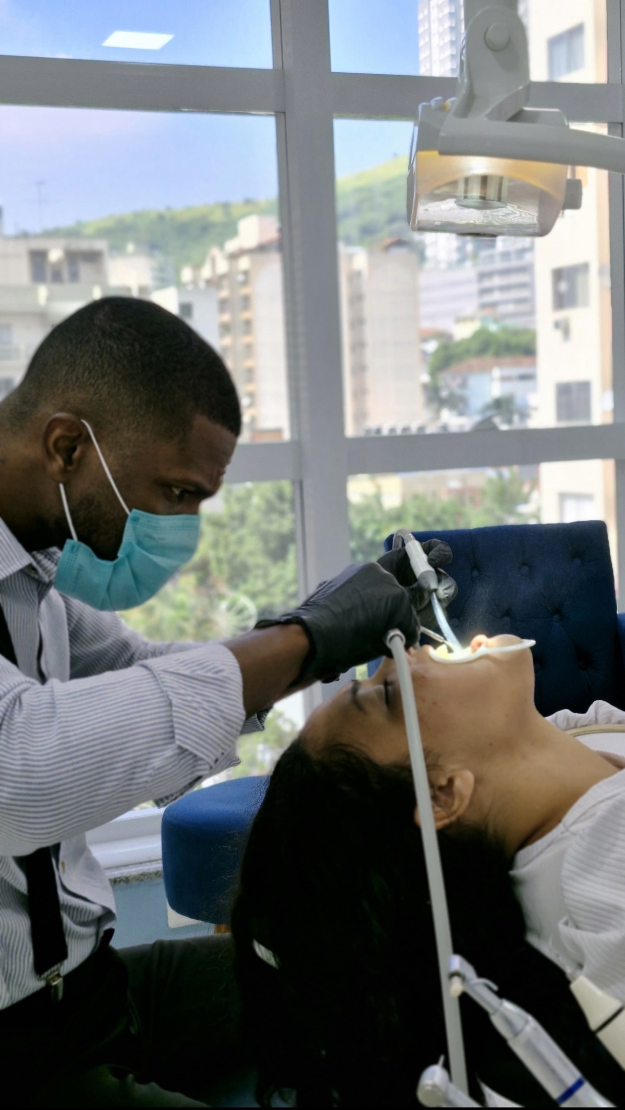 Foto 3 de Dentista em Nova Iguaçu - Dr. Carlos Madalena