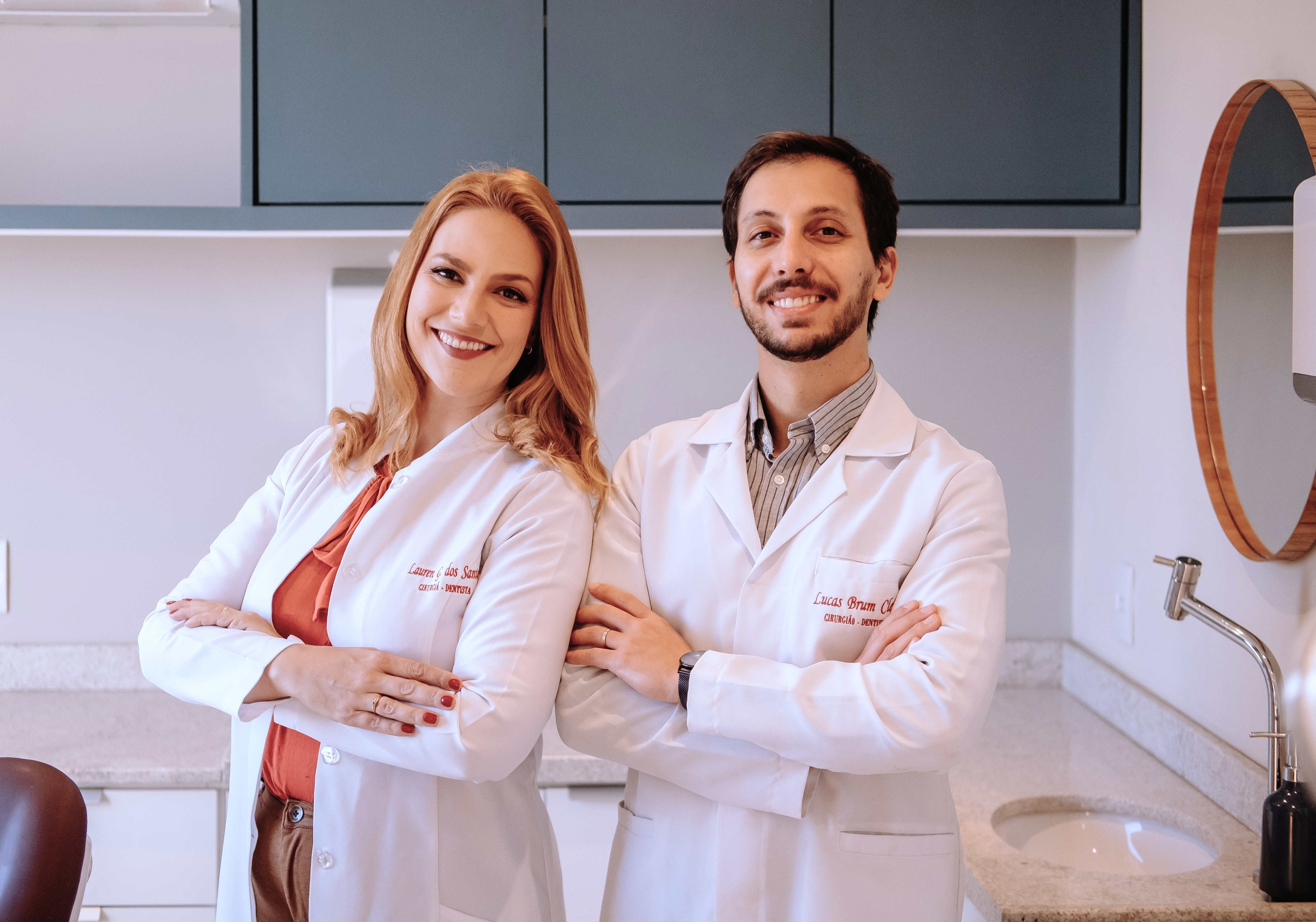 Foto 2 de Dra Lauren Grandi dos Santos - Especialista (UFRGS) e Doutora em Endodontia (UFPel)