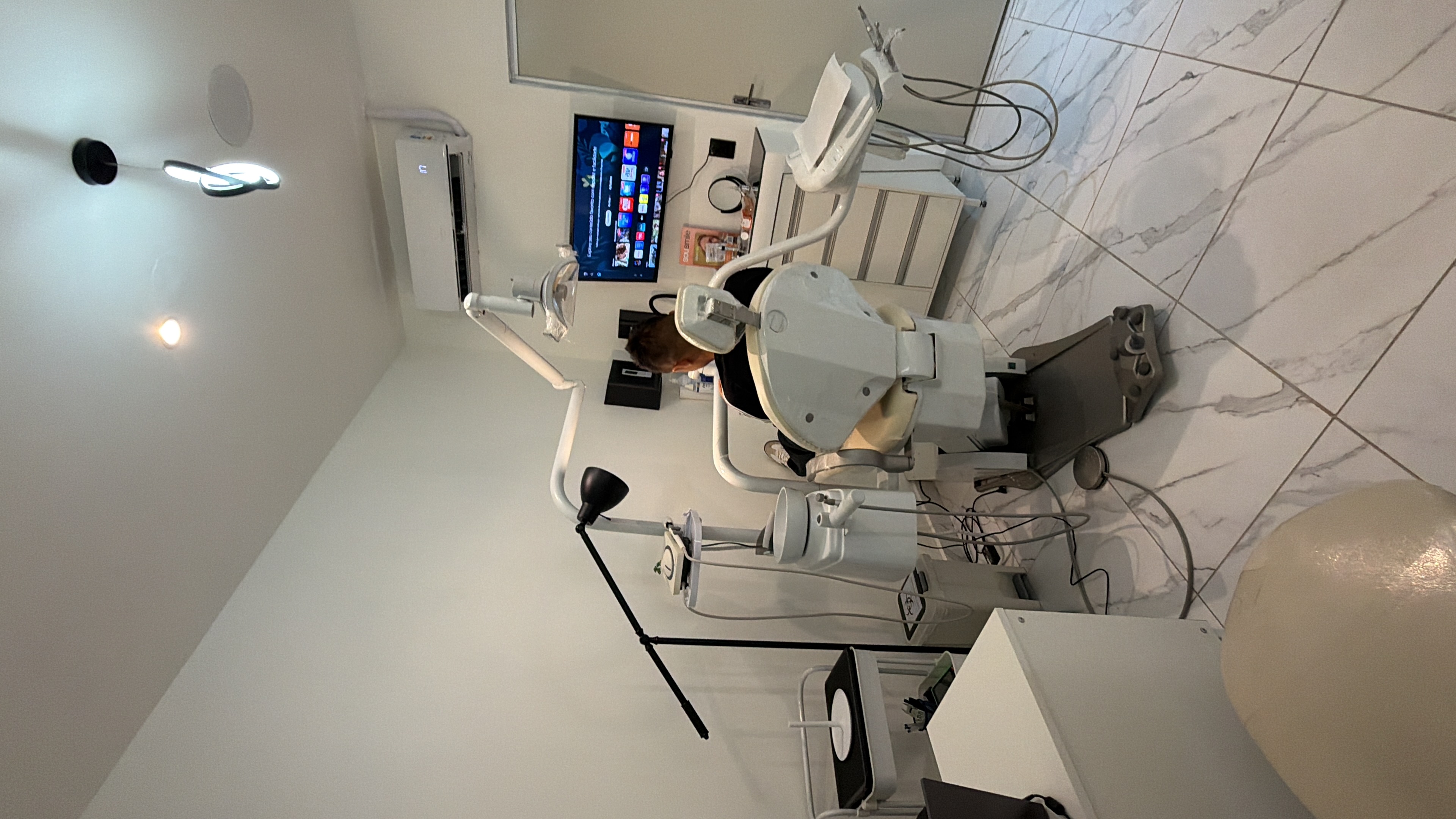 Foto principal de Dr. Adriel Cavalcante Dentista - Djalma Batista | Manaus