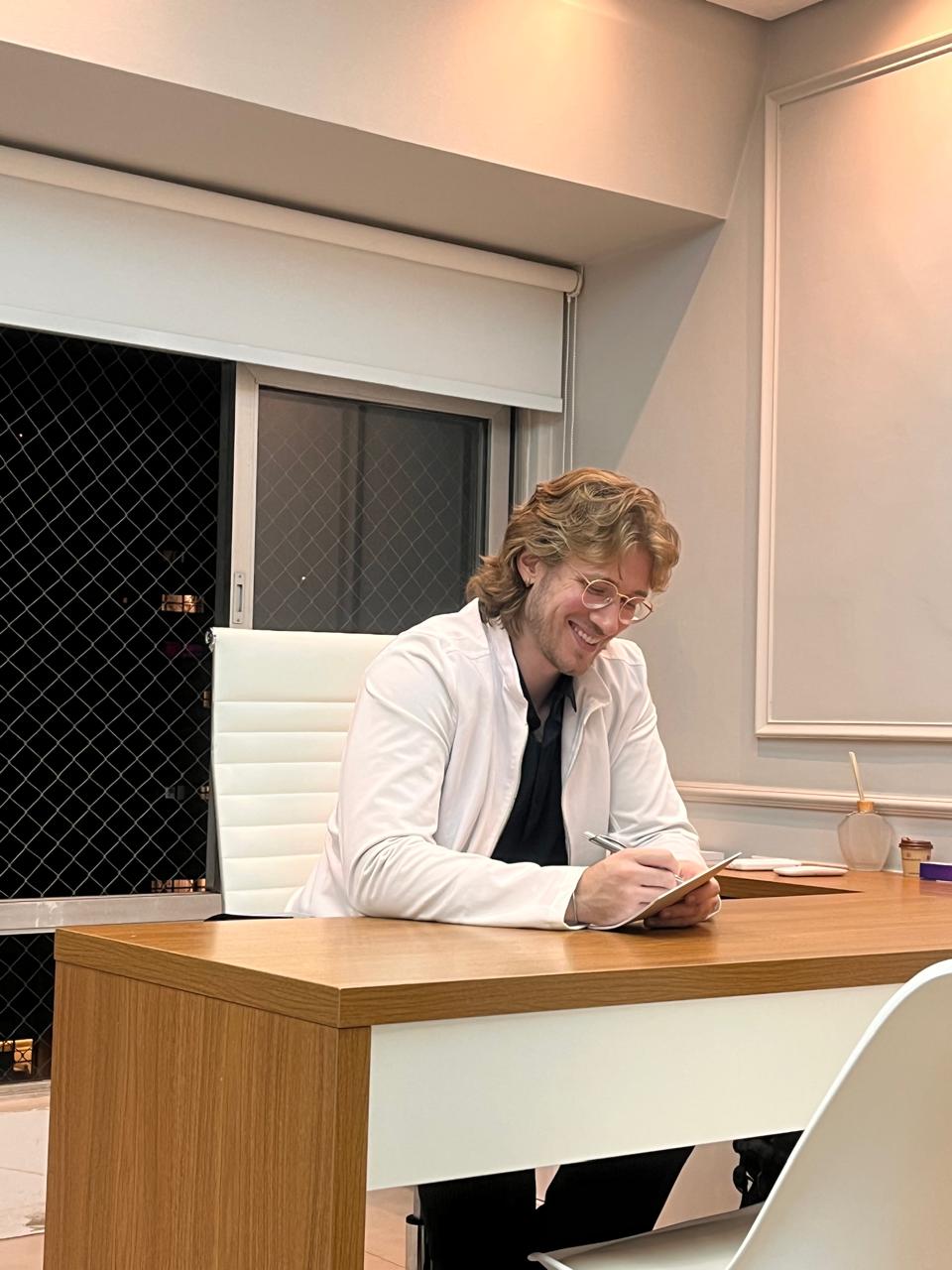 Dentista Pedro Castro