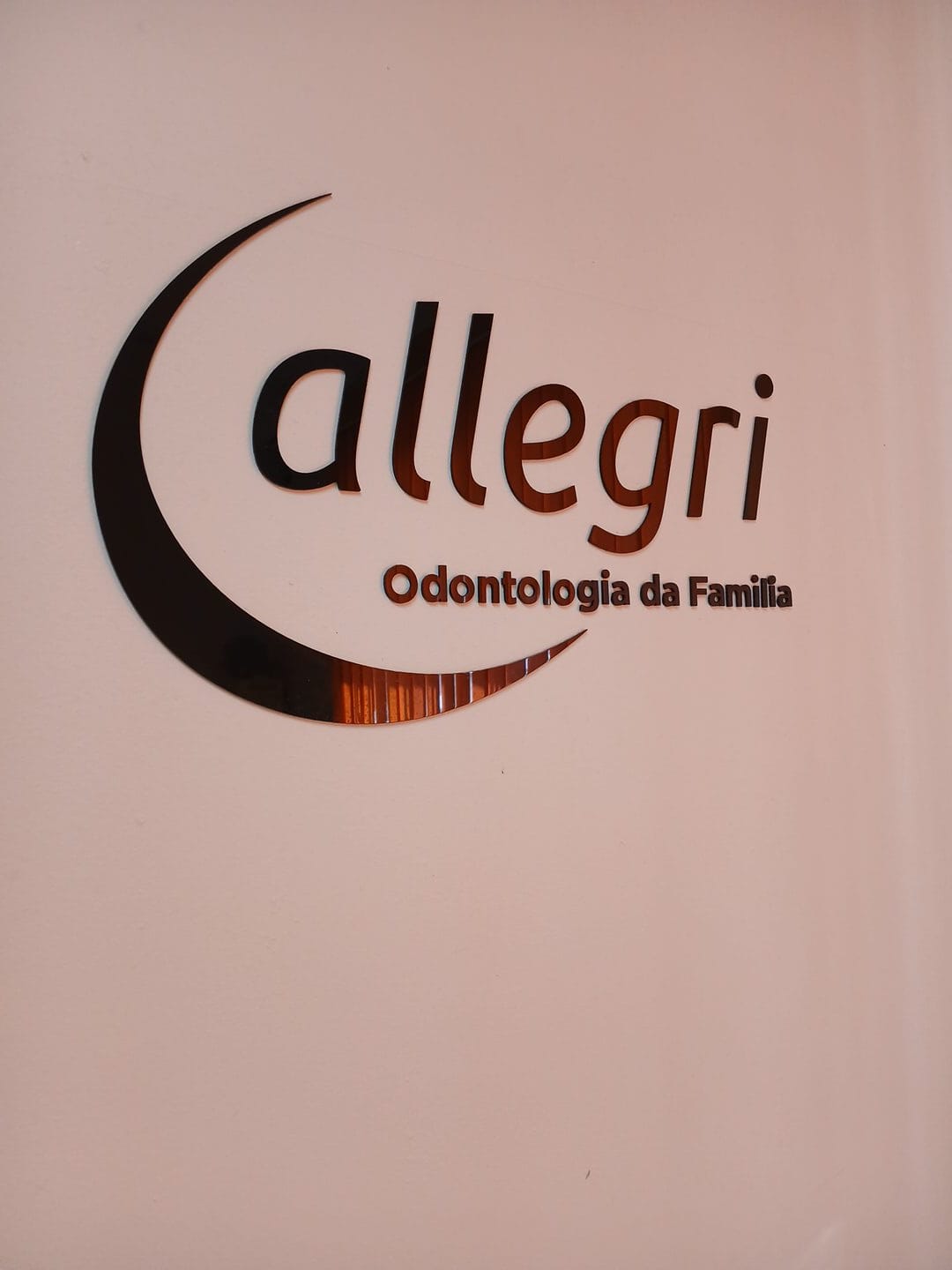 Foto 2 de Clínica Allegri Odontologia da Família. R.T. Danilo Coelho Nunes