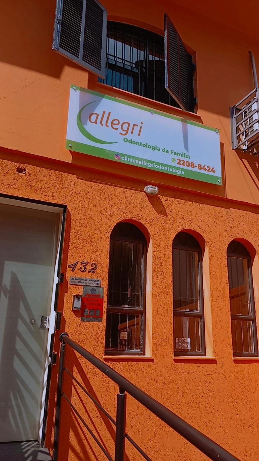 Clínica Allegri Odontologia da Família. R.T. Danilo Coelho Nunes