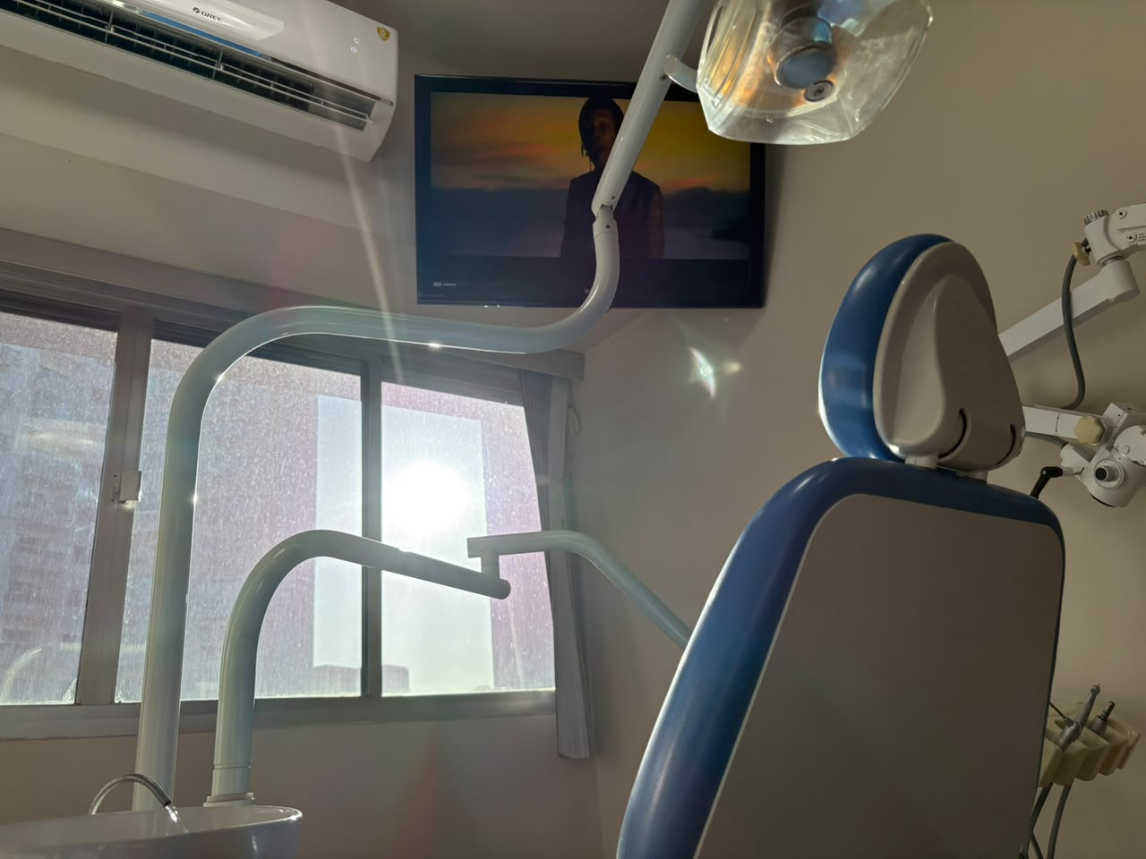 Foto 2 de Dra. Hélia Schwan | Endodontista
