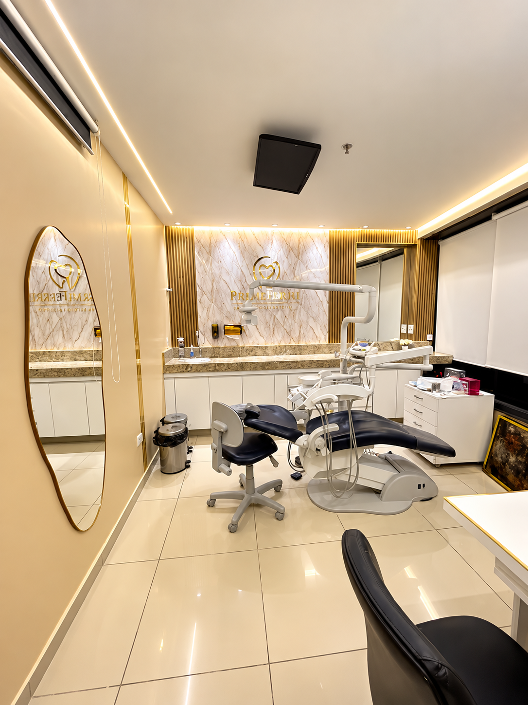 Foto 2 de Dra.Priscila Ferreira | Aura Dental Clinic