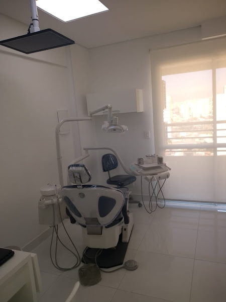 Foto 2 de A Face Odonto - Dra Flávia Martinelli - Penha