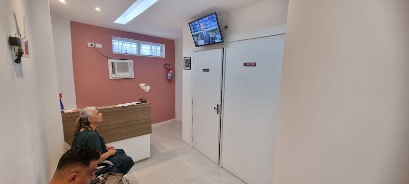 Foto 2 de A R Santos Odontologia