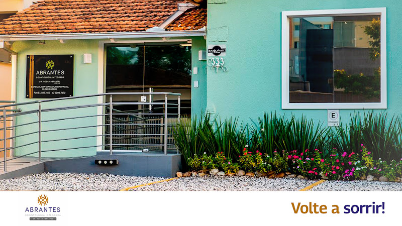 Foto 2 de Abrantes Odontologia Integrada - Dr. Rosan Abrantes