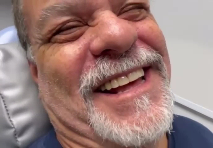 Foto 3 de AD Odontologia e Estética - Facetas de Resina em Santos - Facetas Dentais em Campo Grande