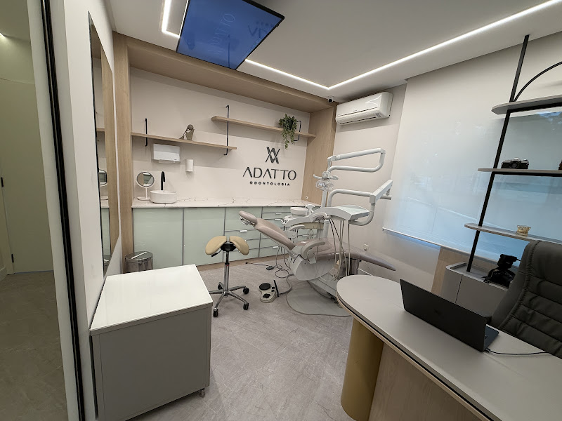 Foto 2 de ADATTO Odontologia - Consultório Dr. Claudio Machado