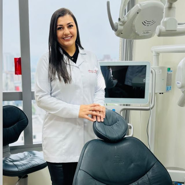 Foto 2 de Adriana Dias | Cirurgiã Dentista