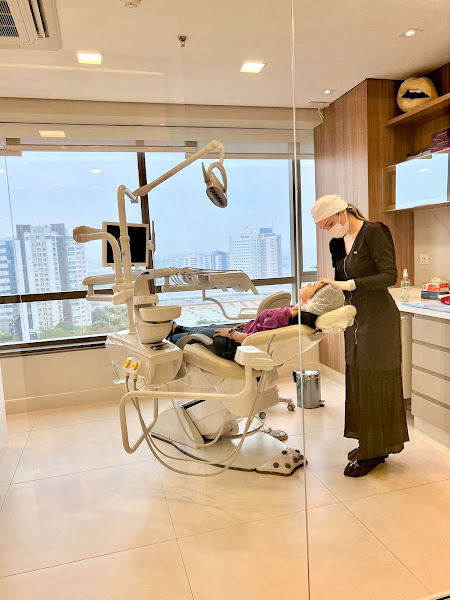 Foto 3 de Aesthetics Odontologia Dra Aline Rezende