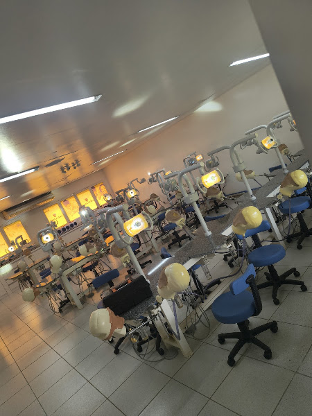 Foto 2 de AFIXTEC (Assistência Técnica em equipamentos Odontológico)