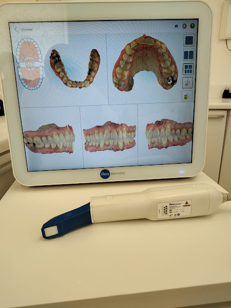 Foto 2 de Aime Mari | Dentista