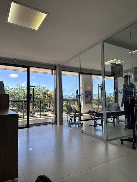 Foto 2 de Ajustar - Clínica de Quiropraxia Unidade Brasília