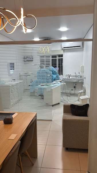 Foto 3 de Akira Ohonishi Odontologia