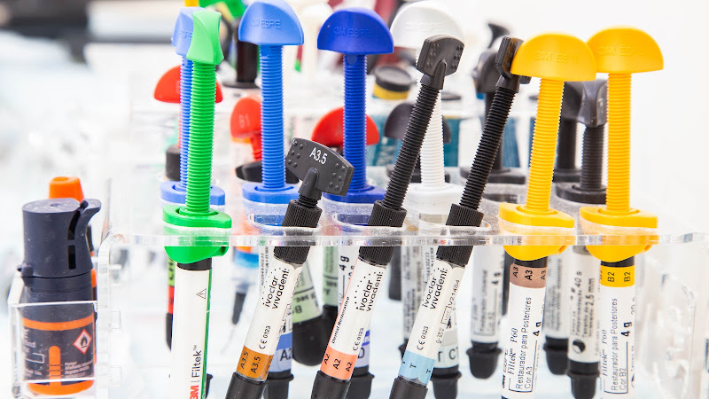 Foto 3 de AKOL Odontologia