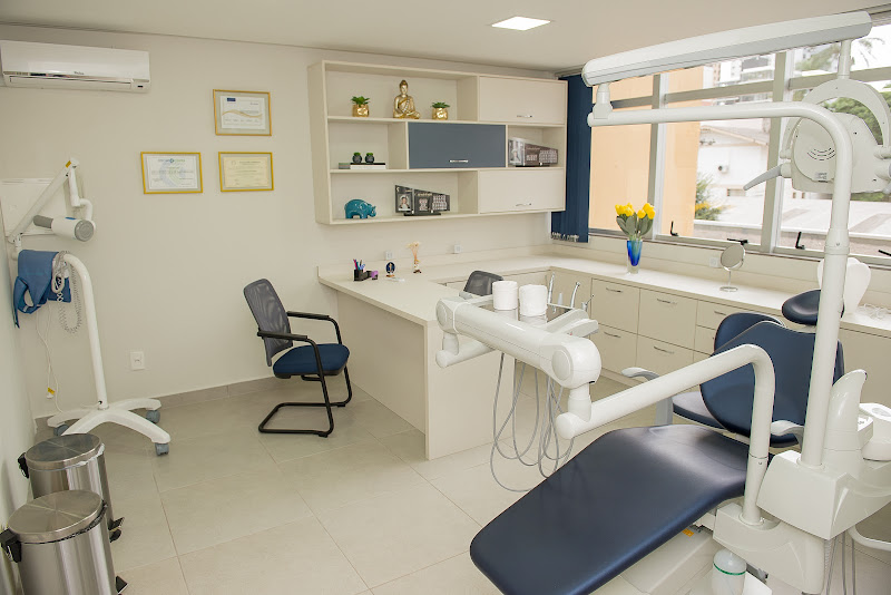 Foto 2 de Alana Lemos - Cirurgiã Dentista