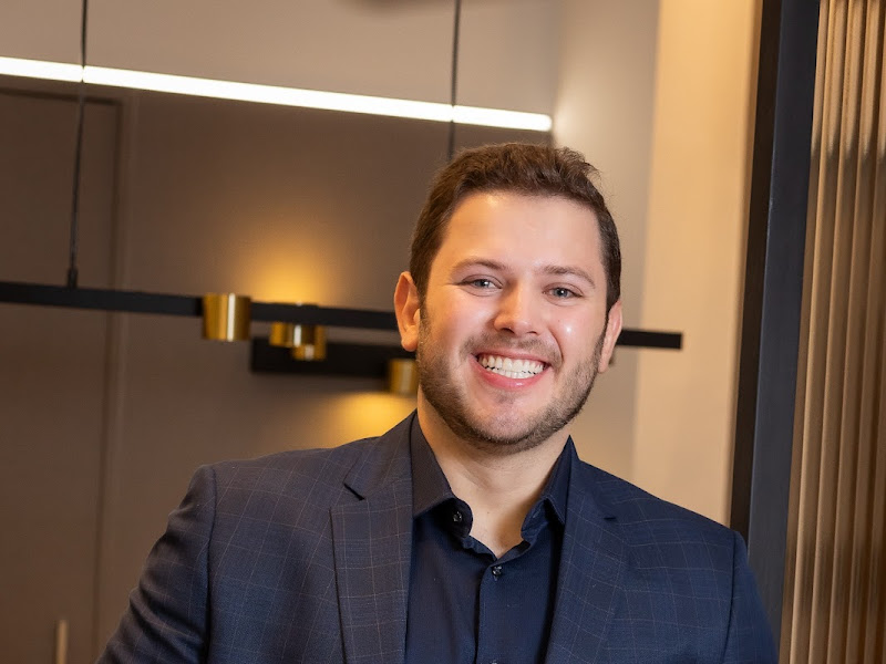 Foto 8 de Albertoni Odontologia | Especialistas em Implantes e Ortodontia