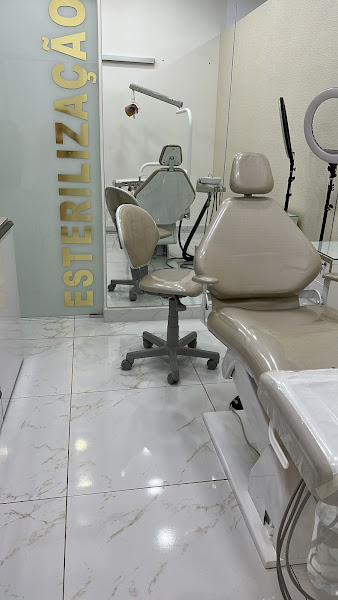 Foto 2 de ALC - Dra. Ana Luíza Castro