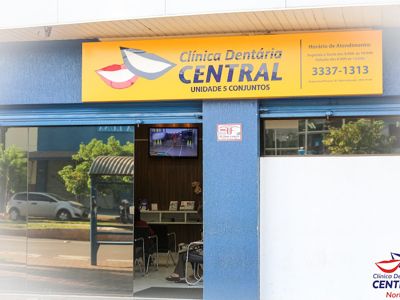 Foto 8 de Alfa Odontologia - Implantes em Londrina - Dentista