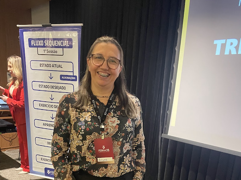 Foto 7 de Aline Iohann Odontologia