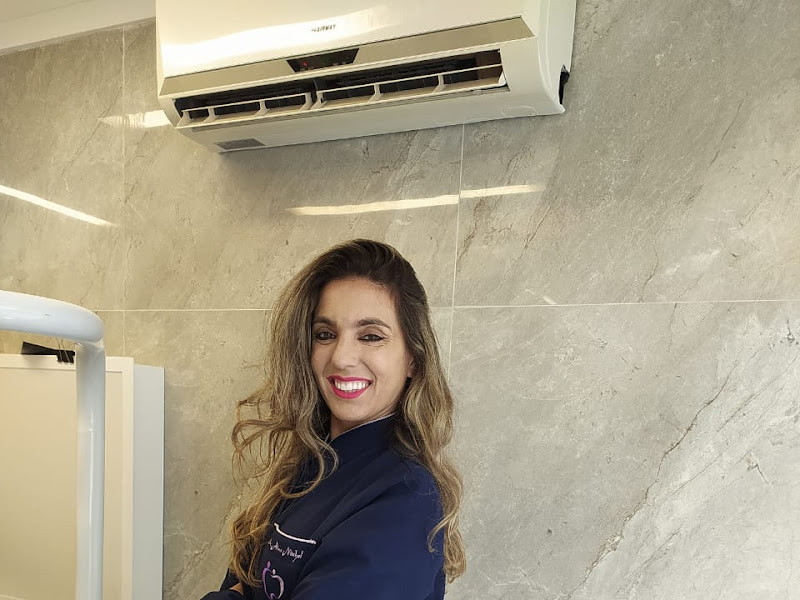 Foto 3 de Aline Martins Justo