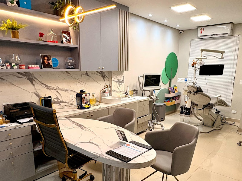Foto 8 de Aline Pires Odontologia Especializada