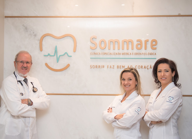 Foto 3 de alinhadores orofacial bruxismo odontologia do sono Lentes de porcelana Implantes dentários Sommare