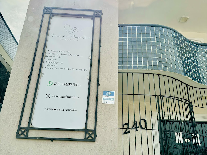 Foto de ALL Odontologia | Dra. Ana Luíza Lins