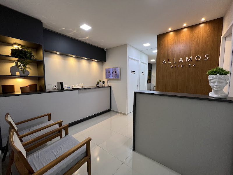 Foto 2 de Allamos Clínica
