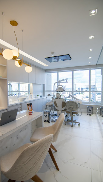 Foto 3 de Allegra Odontologia- Facetas de porcelana, facetas de resina, tratamento de canal, aparelhos ortodônticos