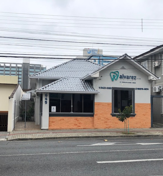 Foto 2 de Alvarez Odontologia