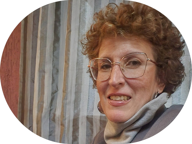 Foto 2 de Amália Furlanetto - Cirurgia Bucomaxilofacial