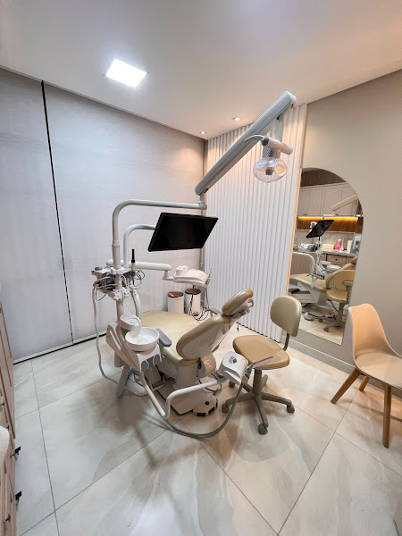 Foto 2 de América Odontologia - Dentista em Toledo - Endo - Canal