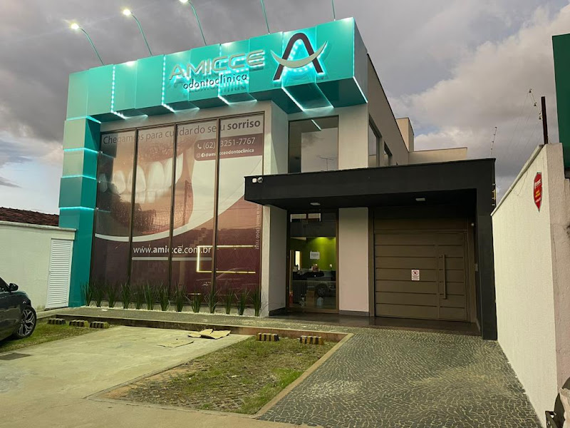 Foto 2 de Amicce Odontoclínica