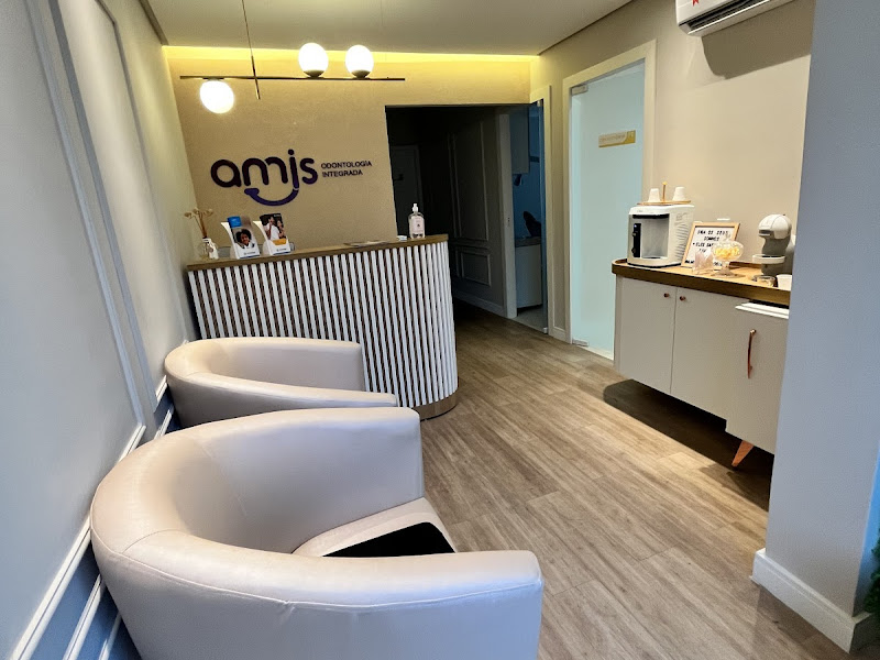 Foto 2 de AMIS Odontologia
