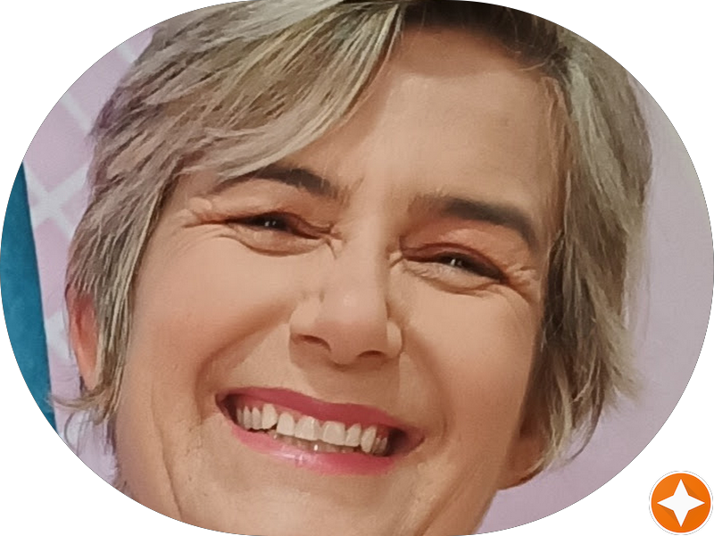 Foto 2 de Ana Caroline Ferreira - Odontopediatra