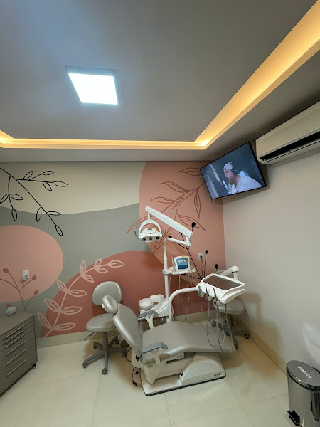 Foto 3 de Ana Julia Giantomassi Odontologia