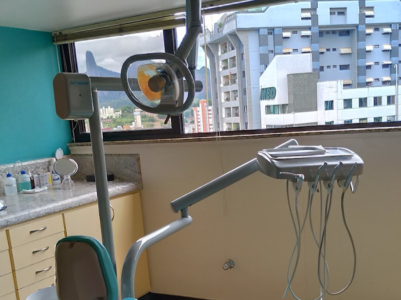 Foto 3 de Ana Luiza Siqueira | Reabilitação Oral e Estética