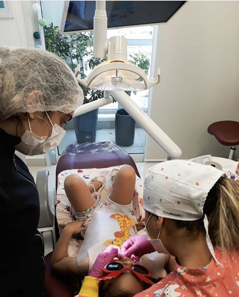 Foto 4 de Ana Paula A. Santos - Odontopediatra