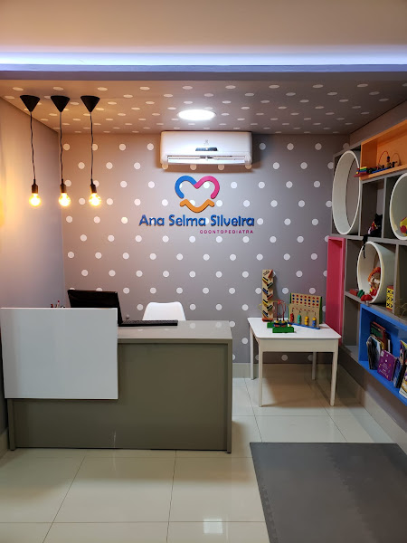 Foto 2 de Ana Selma Silveira - Odontopediatra | Dentista infantil em Montes Claros