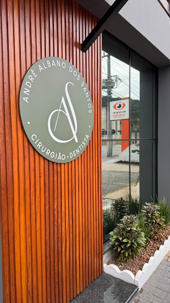 Foto 2 de André Albano dos Santos Odontologia