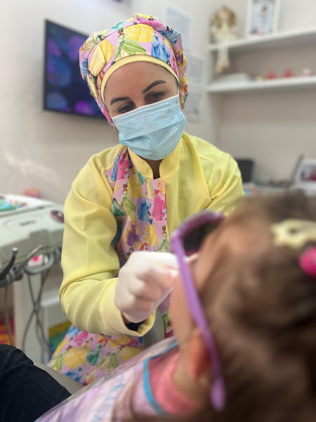 Foto 2 de Andressa Trevisan - Odontopediatra e Ortodontista