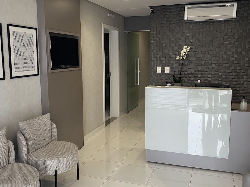 Foto 2 de Andrey Strassburg Odontologia