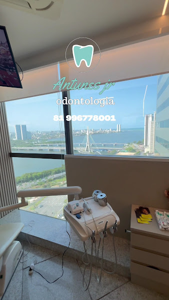 Foto 4 de Antunes Jr Odontologia / Facetas em Resina Recife / Dentista