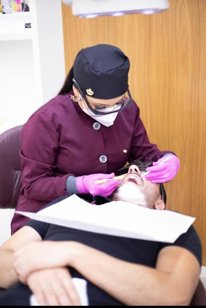 Foto 2 de Aprimori Odontologia Especializada