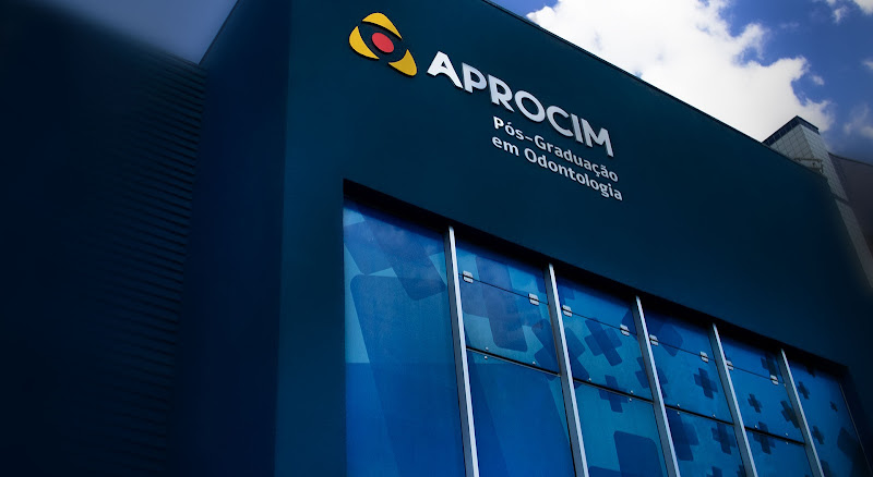 Foto 2 de Aprocim - Pós em Odontologia