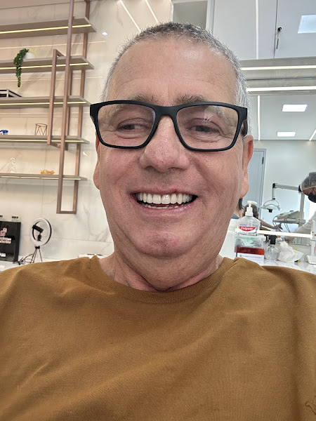 Foto 3 de AR Odontologia Integrada - Clinico Geral - Implantes - Ortodontia em Guarulhos