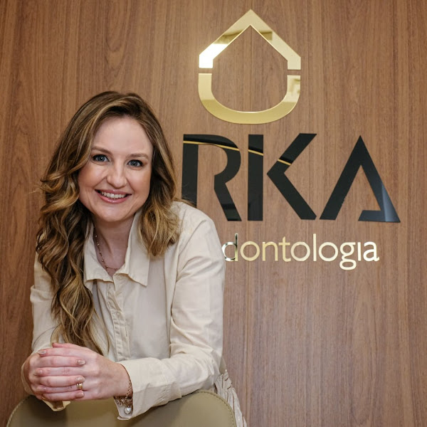 Foto 2 de ARKA Odontologia - Prótese Protocolo l Lentes em Resina Santa Maria l Aparelho Invisalign em Santa Maria Rio Grande do Sul